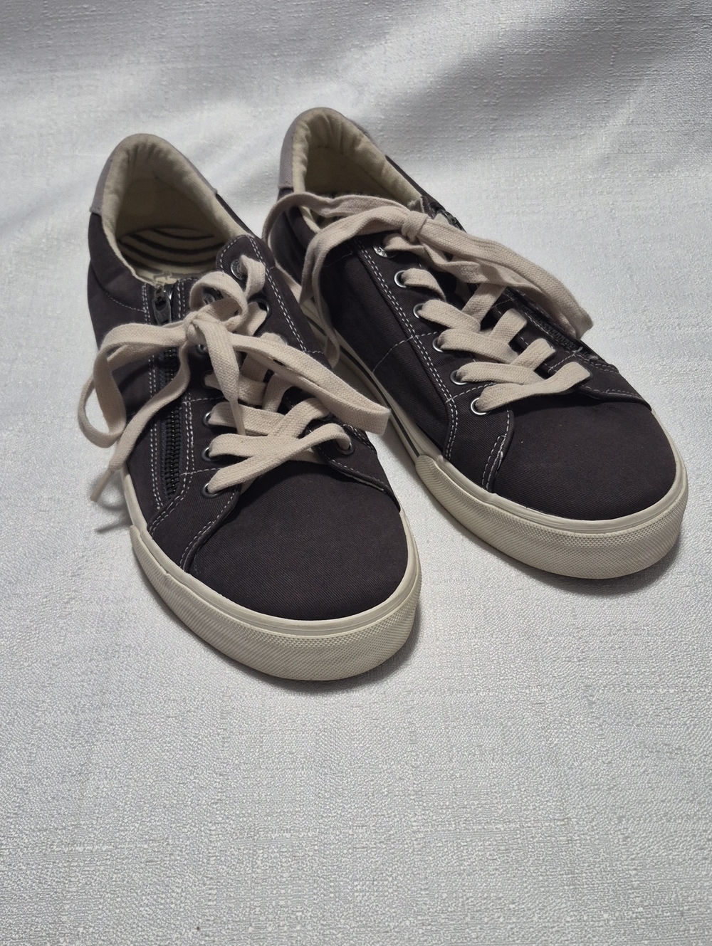 Taos Z Soul Sneakers Casual Canvas Lace-Up Shoes in Dark Gray Women Size 10
